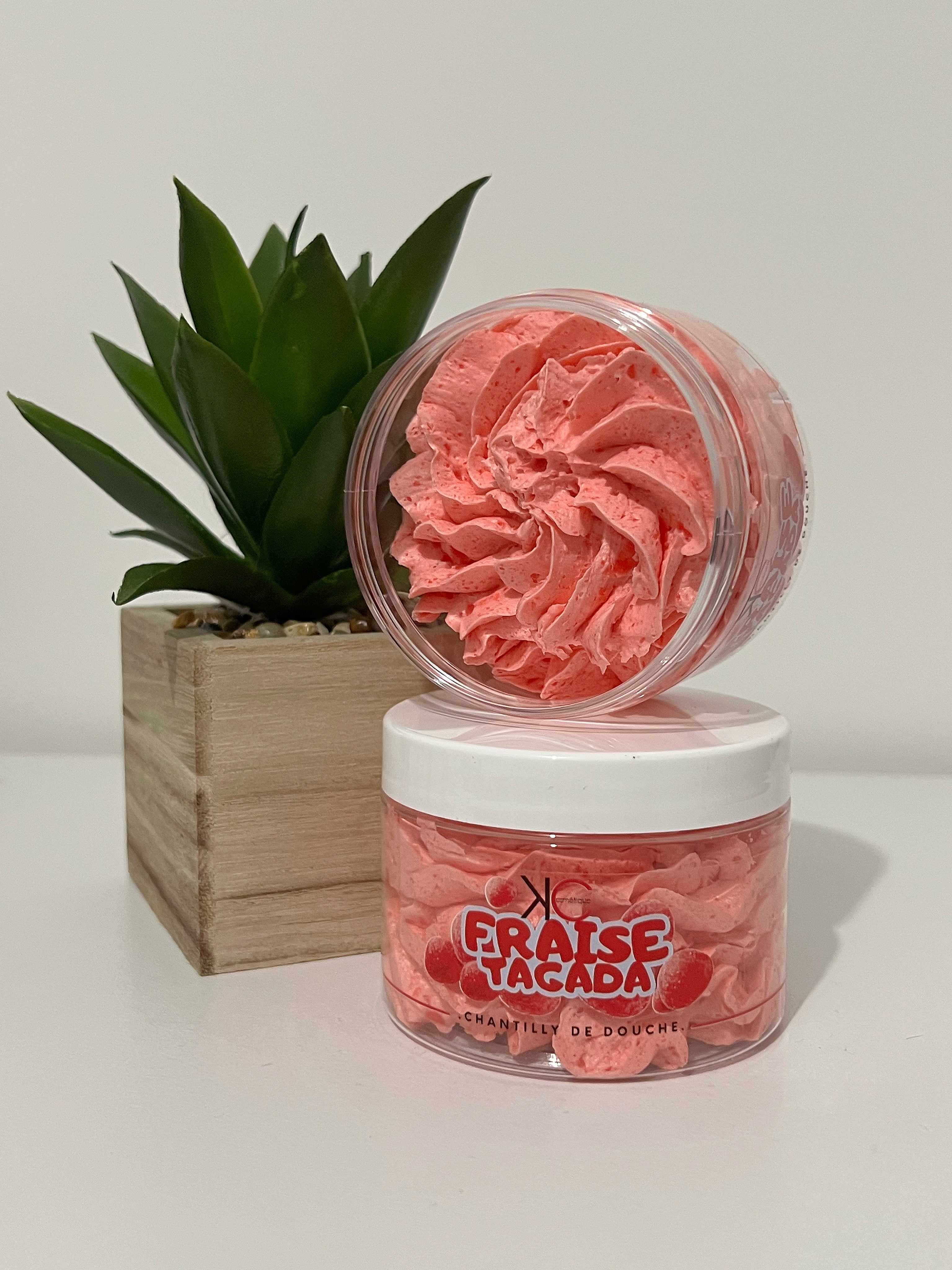 Chantilly de douche fraise tagada