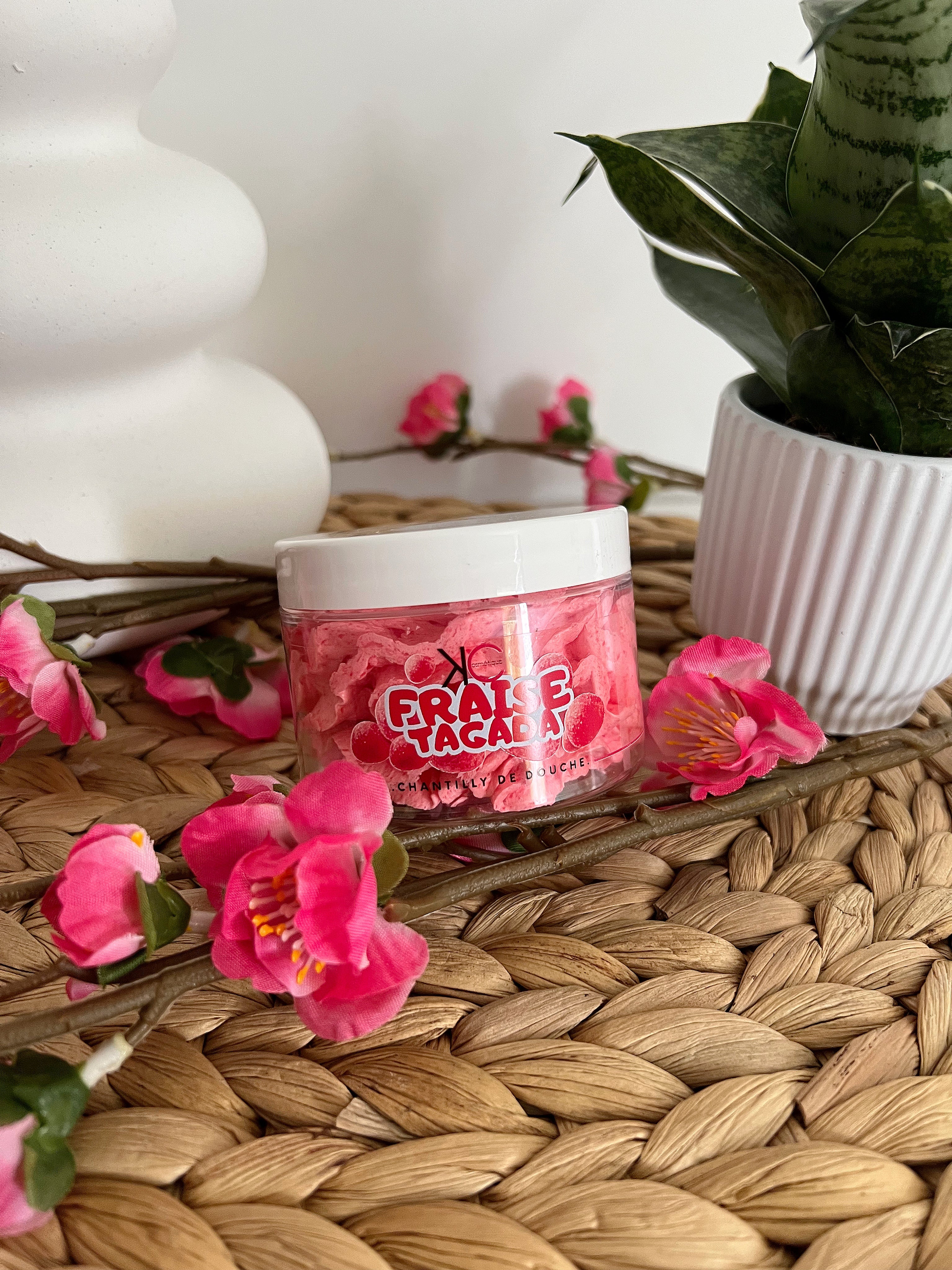 Chantilly de douche fraise tagada