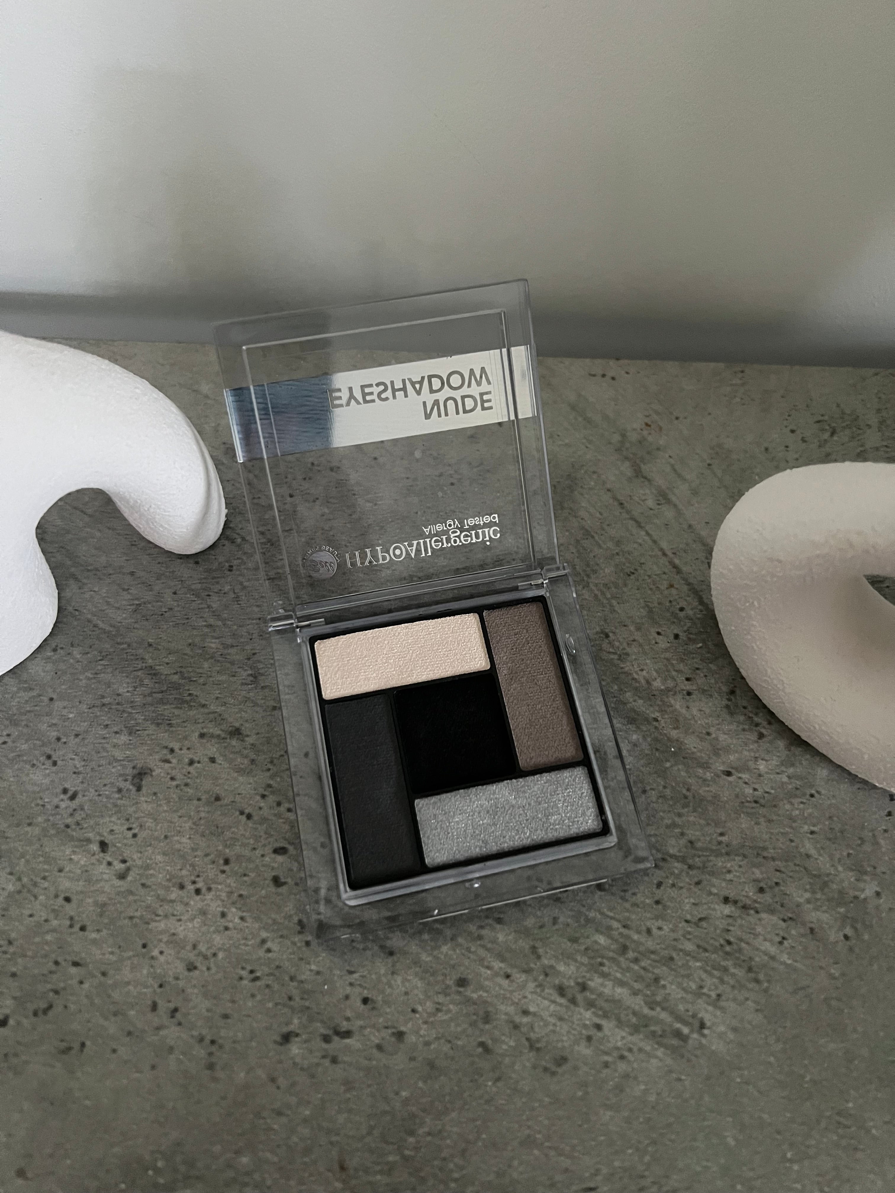 Palette Yeux Nude Hypoallergénique – 5 Fards à Paupières pour Yeux Sensibles – Bell