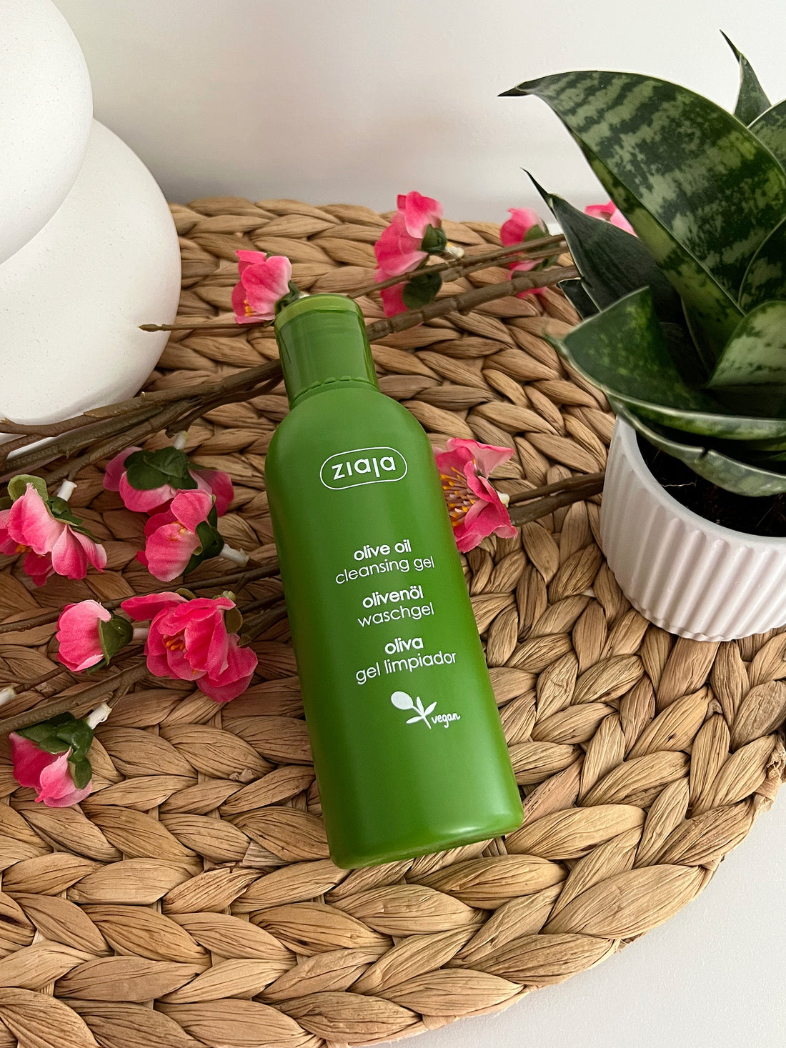 Gel Nettoyant &amp; Démaquillant Doux – Peaux Sèches et Sensibles