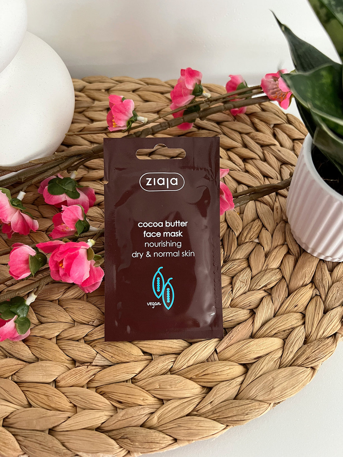 Masque Visage Nourrissant &amp; Hydratant – Peau Régénérée et Éclatante