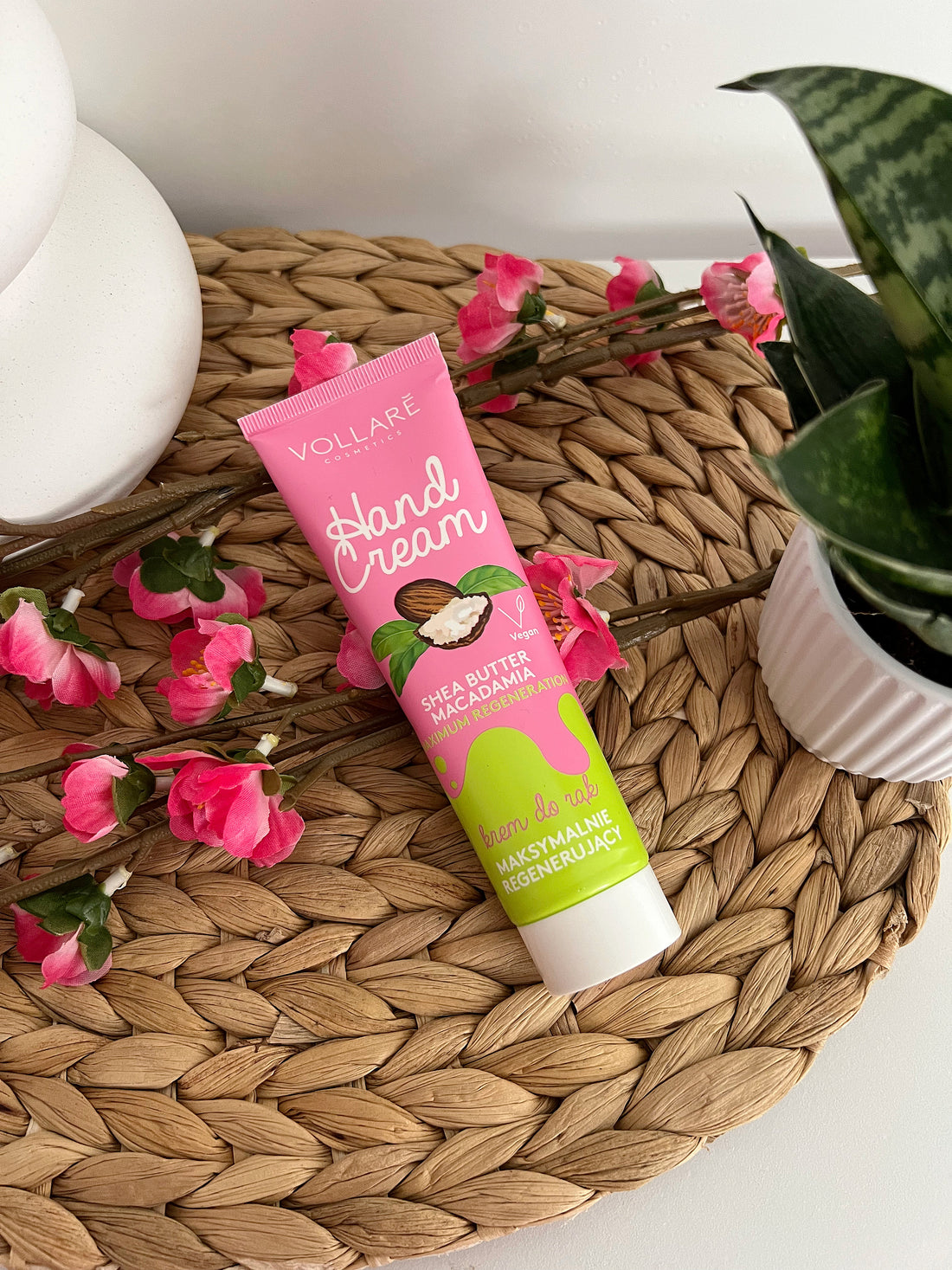 Crème Régénérante pour les Mains et Ongles – Au beurre de Karité