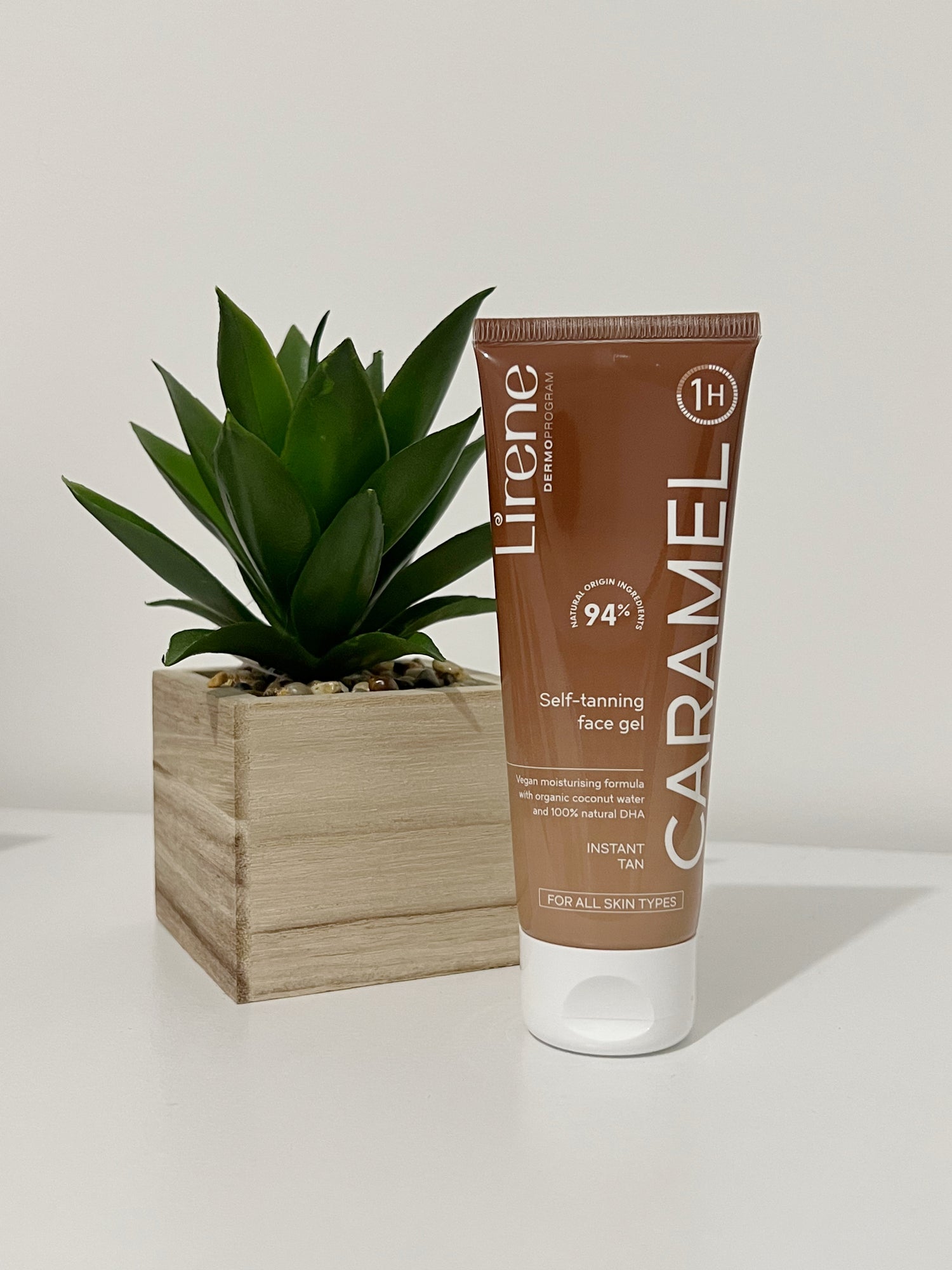 Gel Autobronzant Visage Express – Bronzage Naturel en 1 Heure