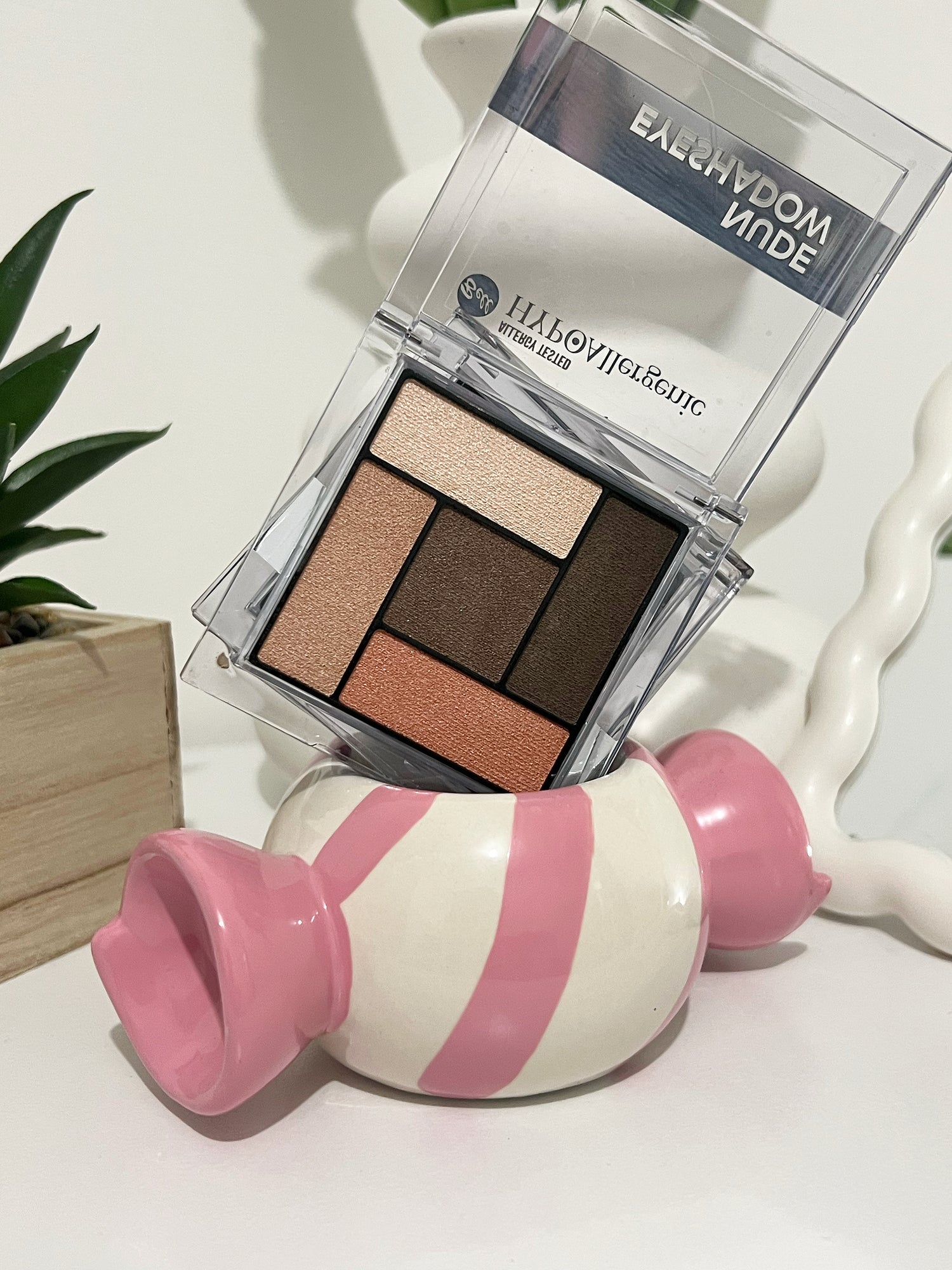 Palette Yeux Nude Hypoallergénique – 5 Fards à Paupières pour Yeux Sensibles – Bell